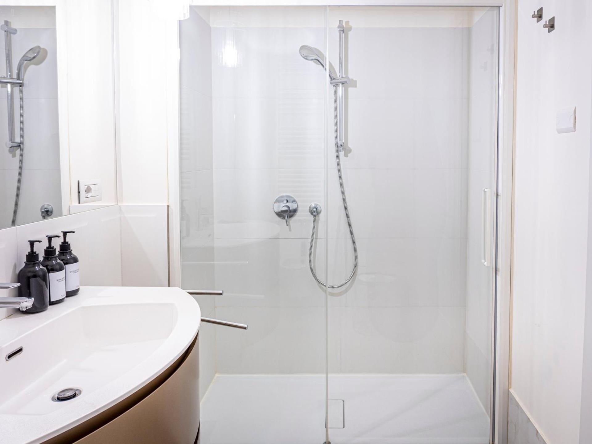 Luxury Sant'Ambrogio Apartment Milan Exterior photo