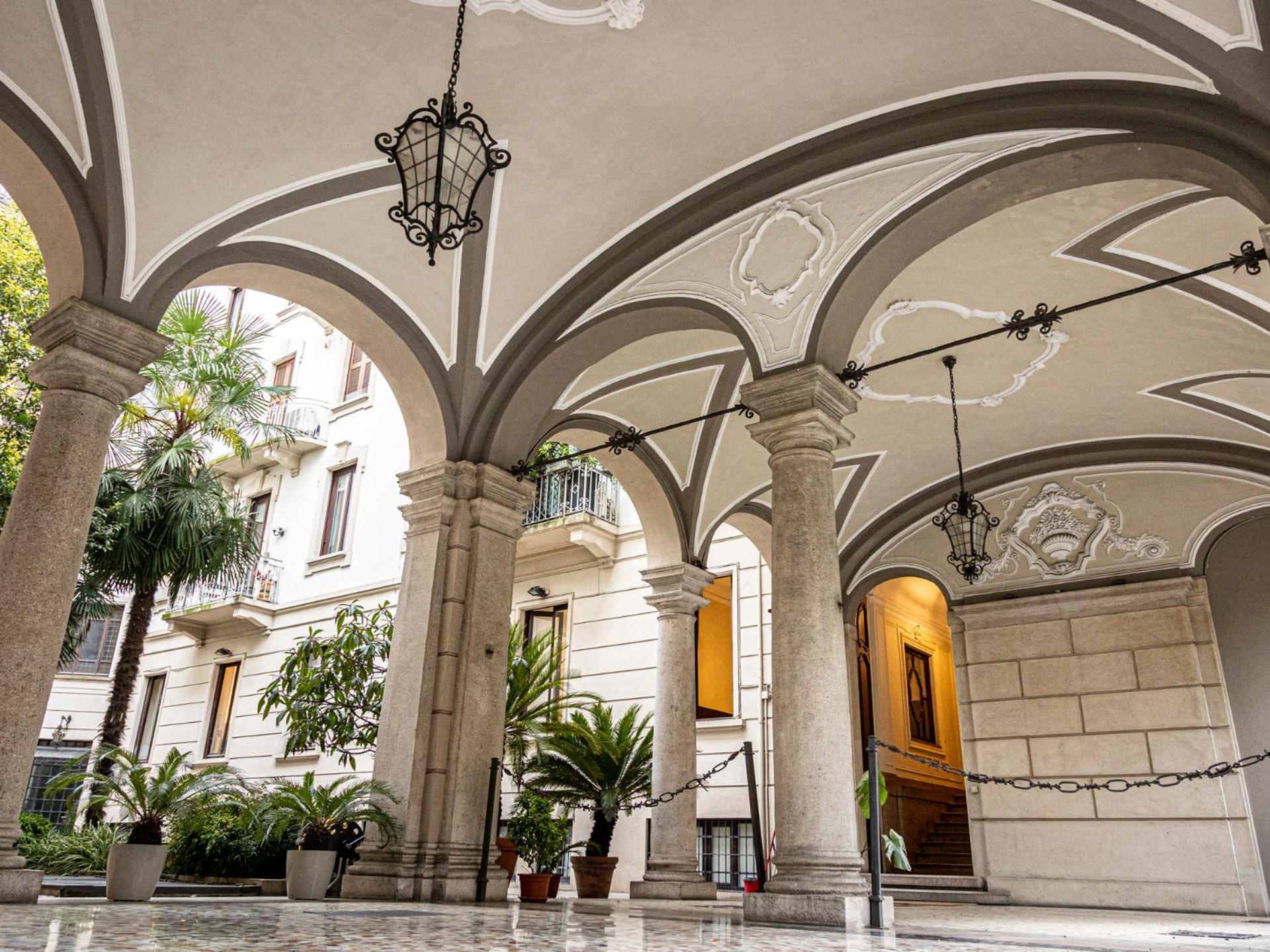 Luxury Sant'Ambrogio Apartment Milan Exterior photo